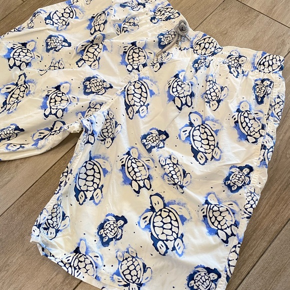 🚫SOLD🚫 Vilebrequin Men’s Swim Trunks - Picture 2 of 4